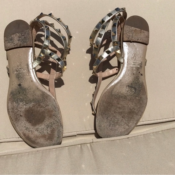 Valentino Rockstud Gold Gladiators. - Picture 6 of 6